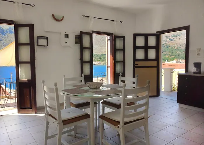 Gompos - Cozy Next To The Sea - Amazing Sea View