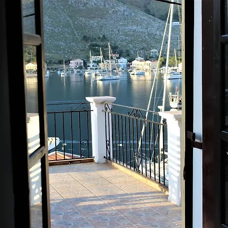 Gompos - Cozy Next To The Sea - Amazing Sea View Vakantiehuis Sými
