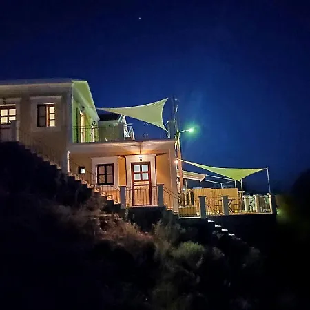 Gompos - Cozy Next To The Sea - Amazing Sea View