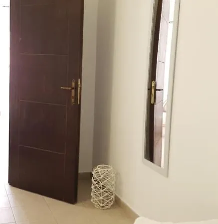 Feriehus Gompos - Cozy Next To The Sea - Amazing Sea View *