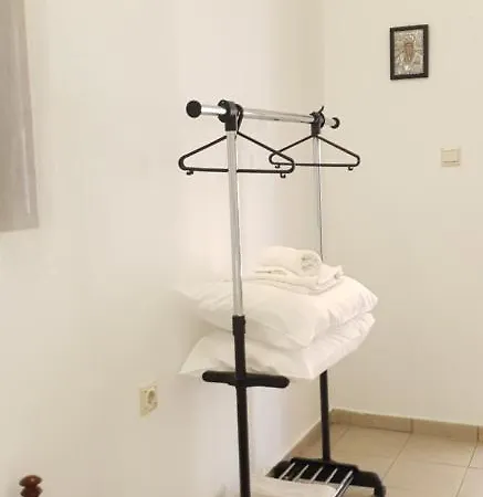 Gompos - Cozy Next To The Sea - Amazing Sea View Vakantiehuis