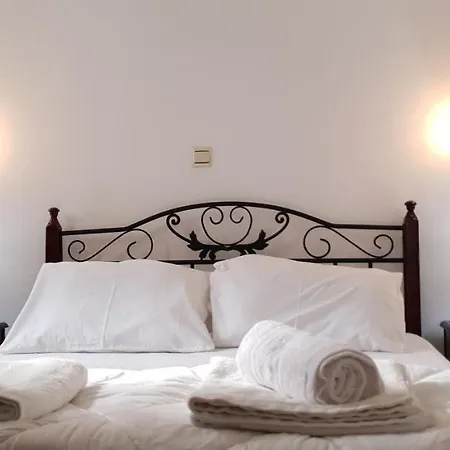 Gompos - Cozy Next To The Sea - Amazing Sea View Vakantiehuis