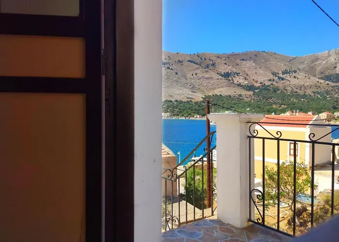 Gompos - Cozy Next To The Sea - Amazing Sea View بيت للعطل سيمي